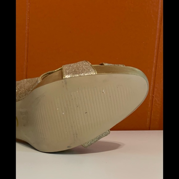 G by Guess Gold Glitter Platform Stiletto Shoes - Picture 5 of 9